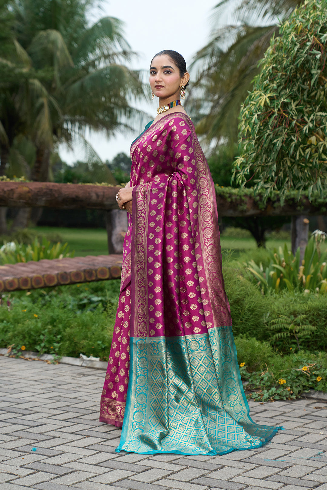 Pink Banarasi Silk Woven Design Kanjeevaram Saree
