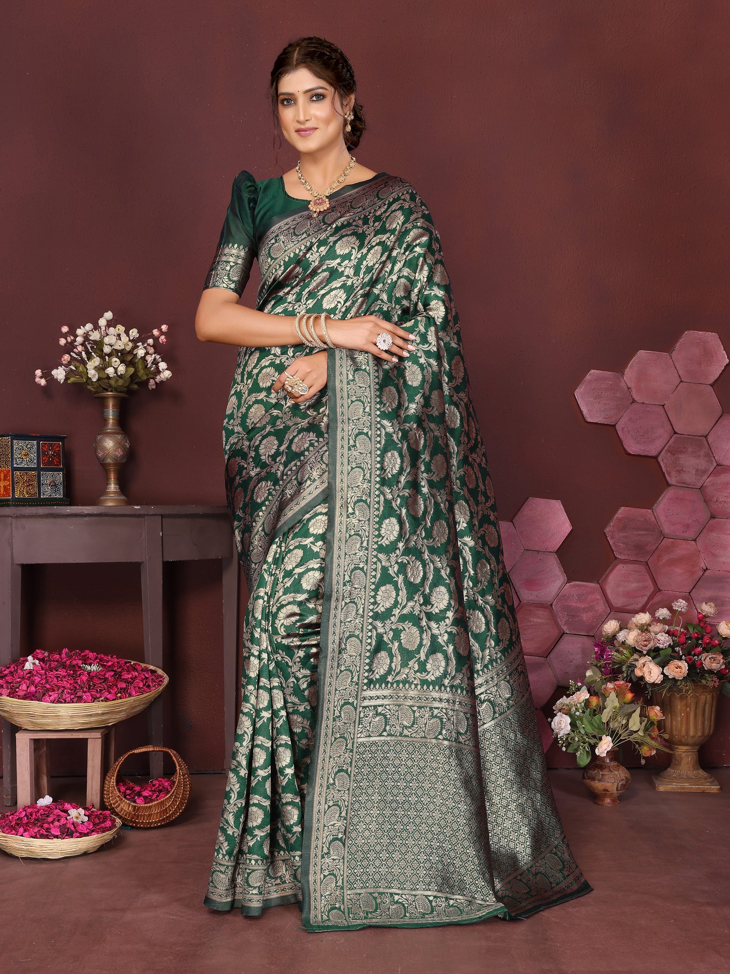 Green Banarasi Silk Woven Design Kanjeevaram Saree